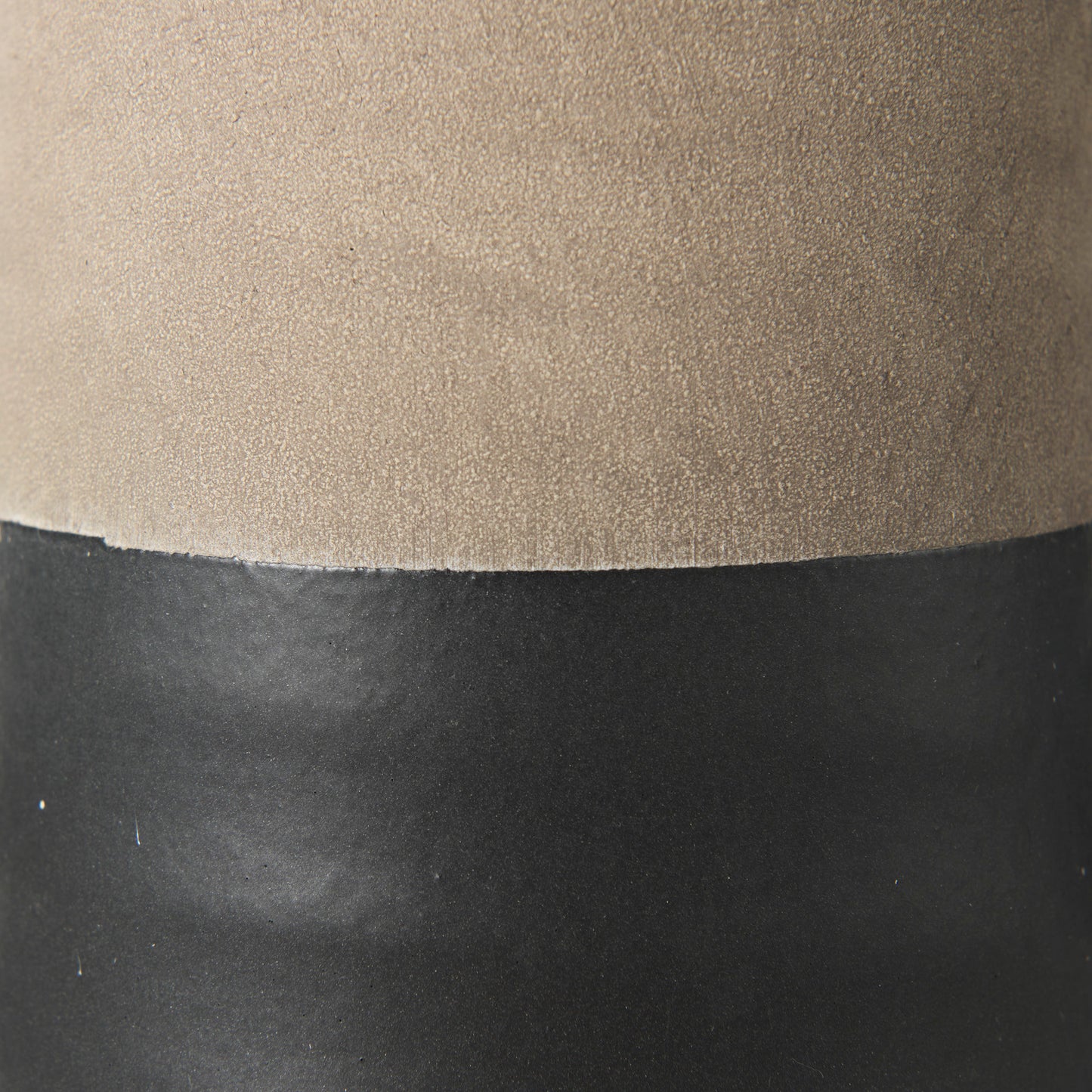 Garand Small 13H Two-Toned Black/Natural Ceramic Jug