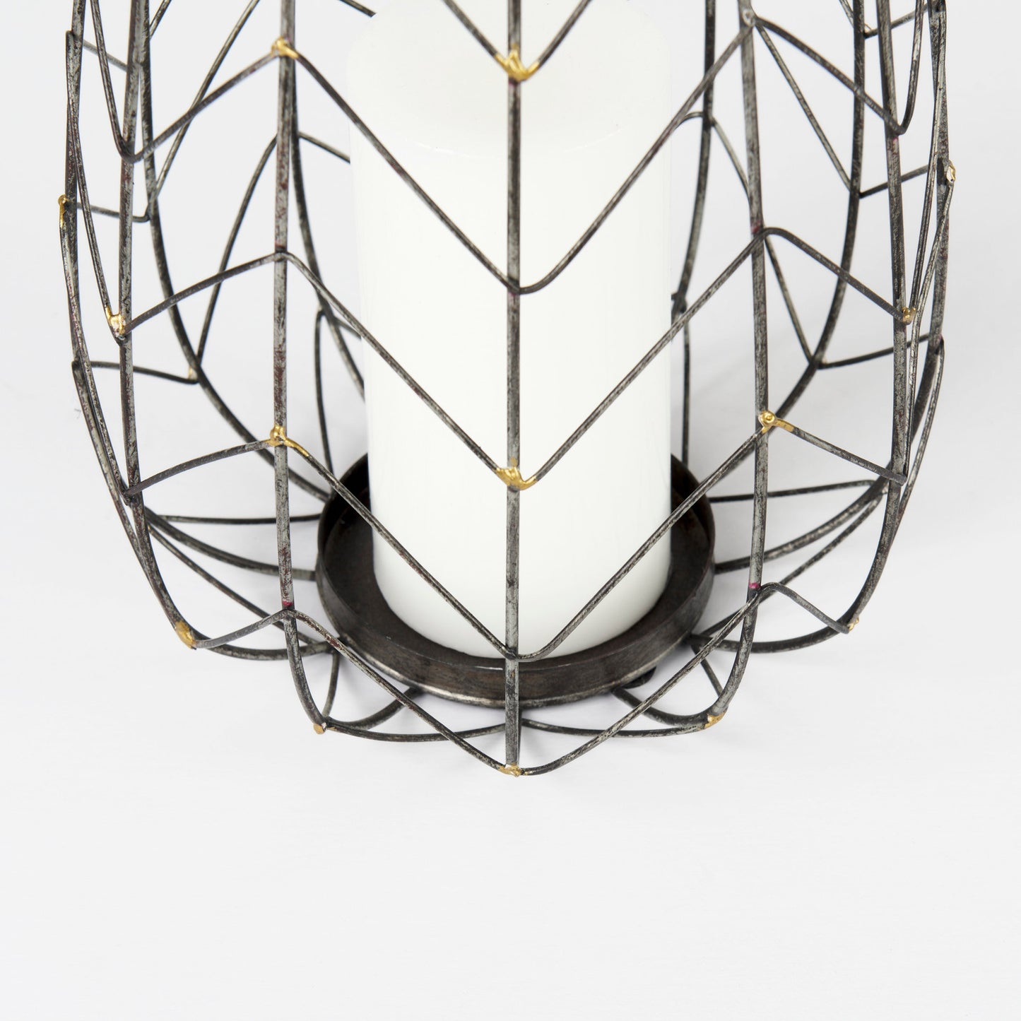 Petiole I Small Gold Toned Metal Table Candle Holder