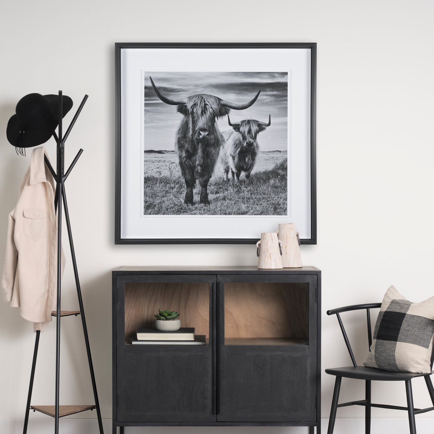 Monique Small Light Brown w/ Handles Wood Pot