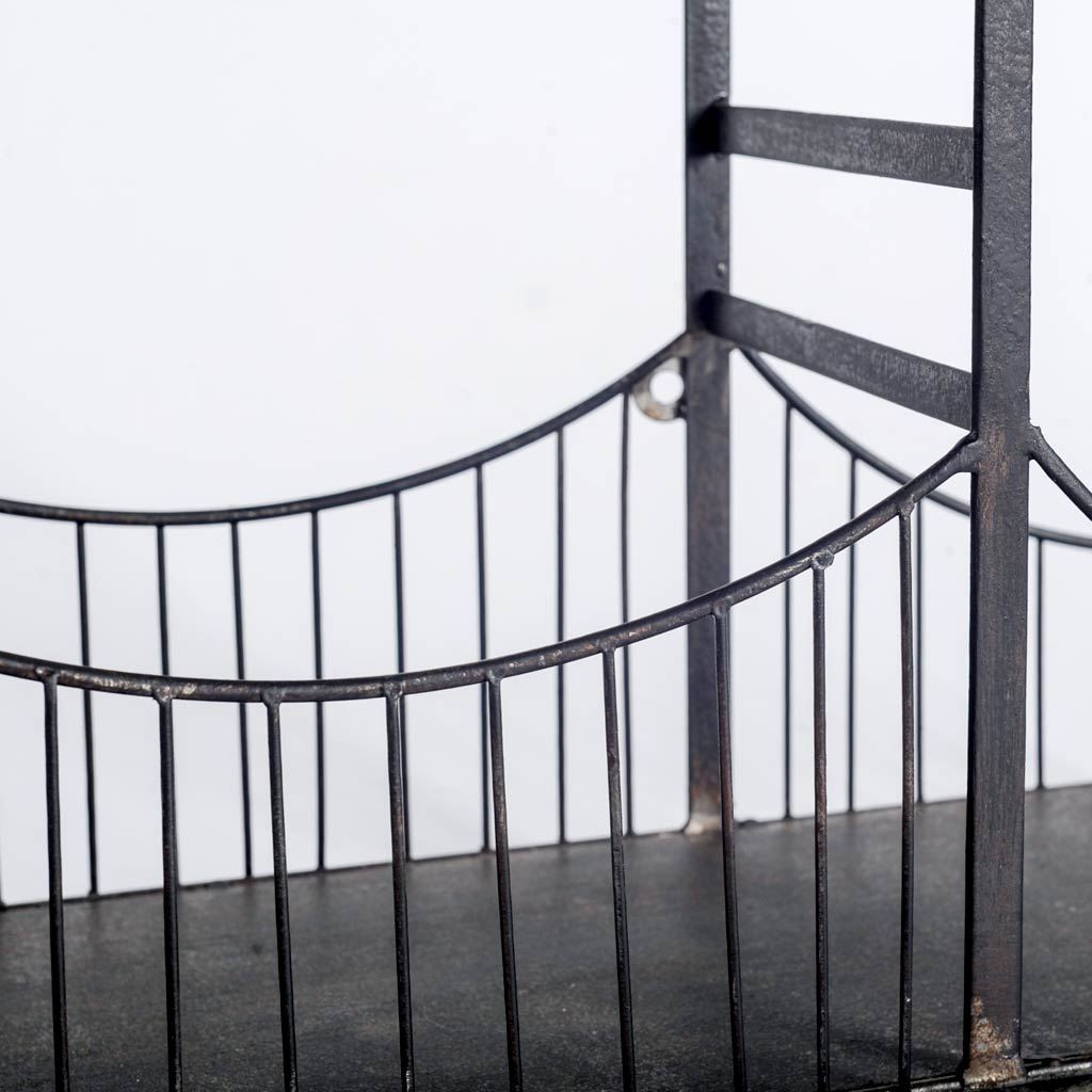 Fran 7.1 x 22.0 x 12.0 Matte Black Metal Golden Gate Bridge Wall Furniture