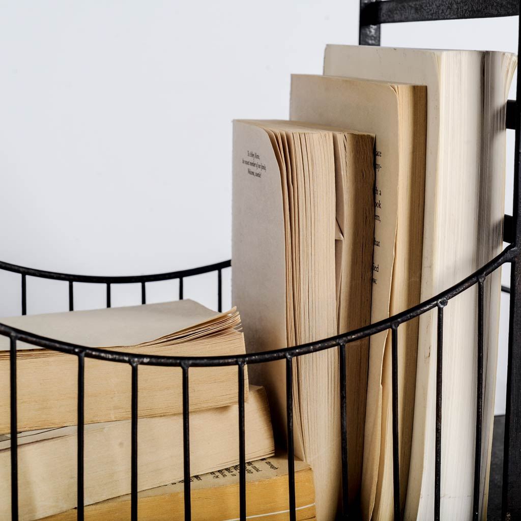 Fran 7.1 x 22.0 x 12.0 Matte Black Metal Golden Gate Bridge Wall Furniture