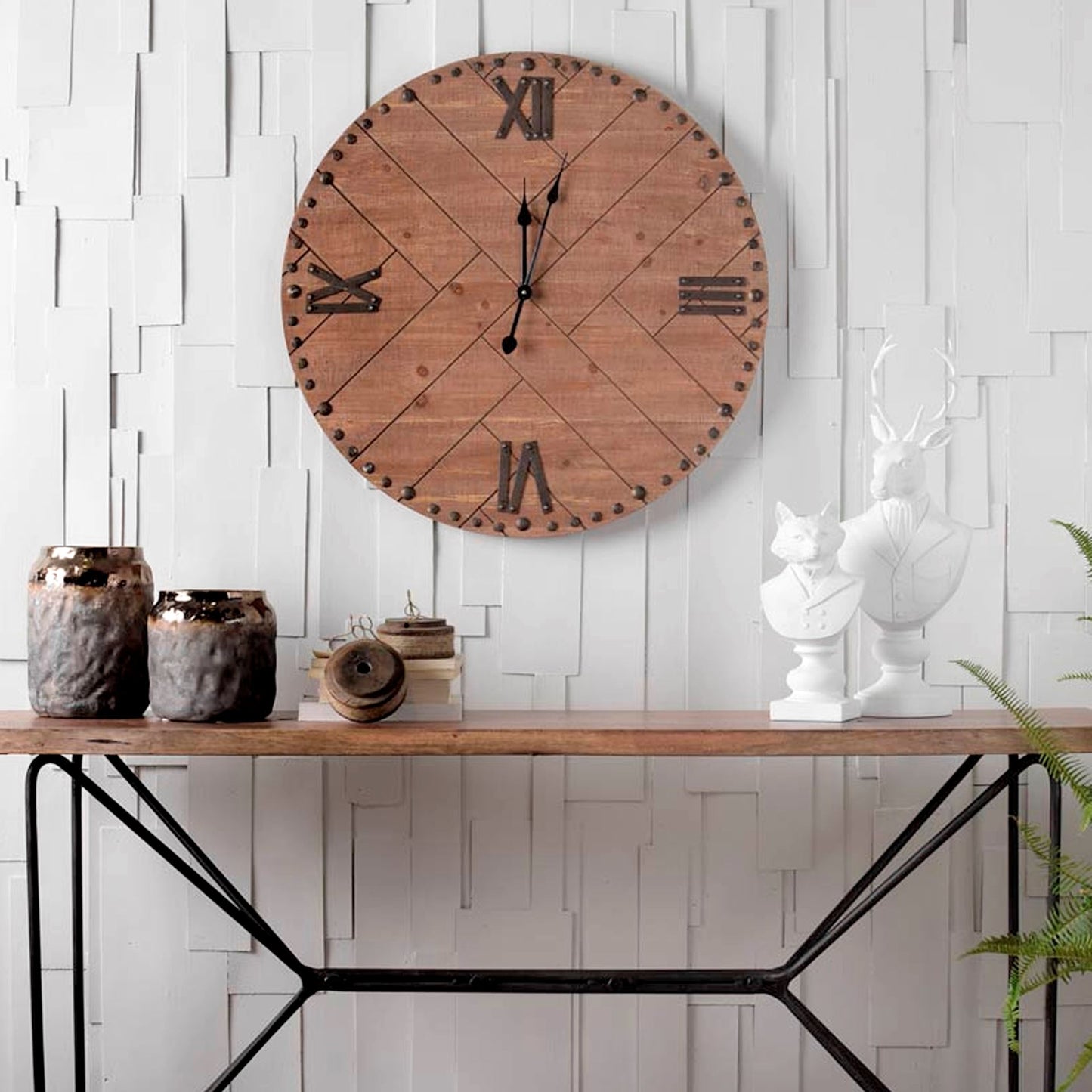 Murray 6L x 5W White Resin Business Fox