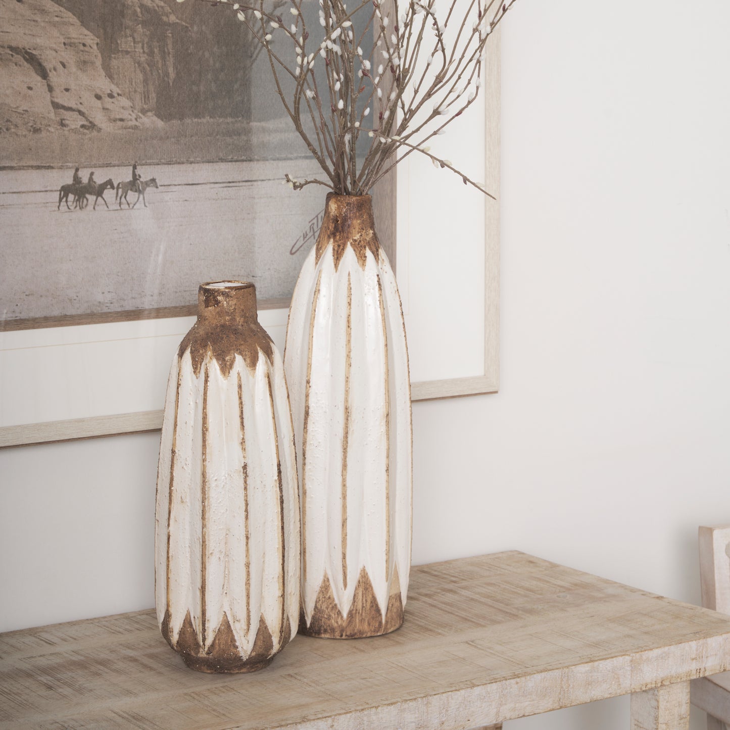 Sisko I Short Rustic Brown White Ceramic Vase