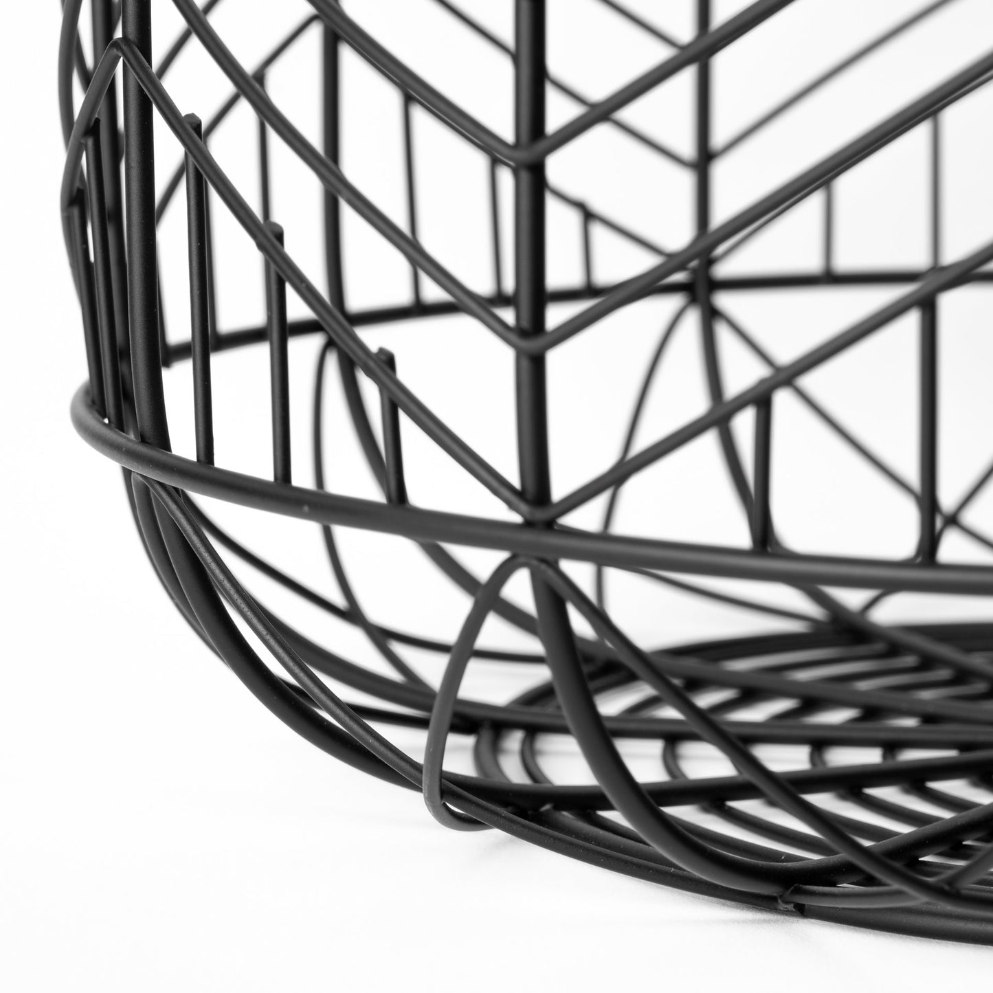 Idris Set of 2 Black Metal Geometric Mesh Bowls