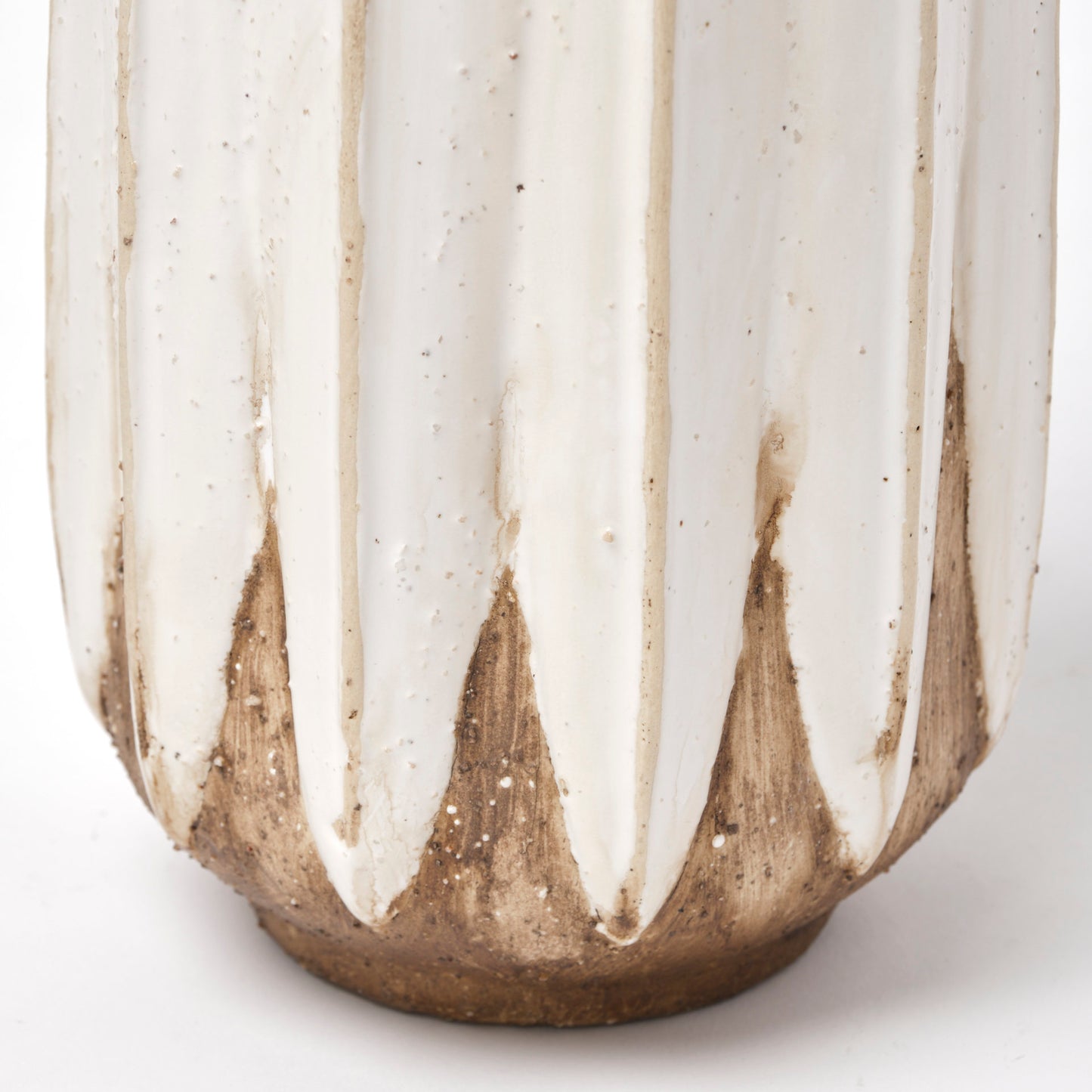 Sisko I Short Rustic Brown White Ceramic Vase