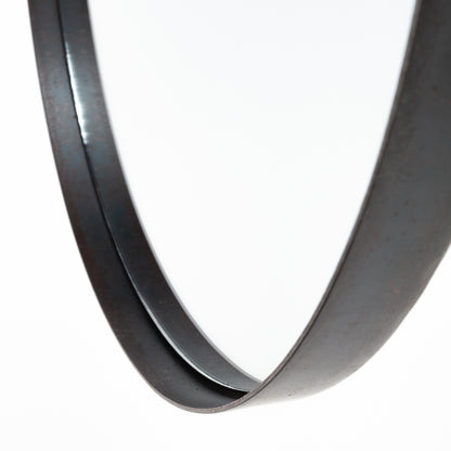 Collie 20x26 Round Black Metal Frame Mirror