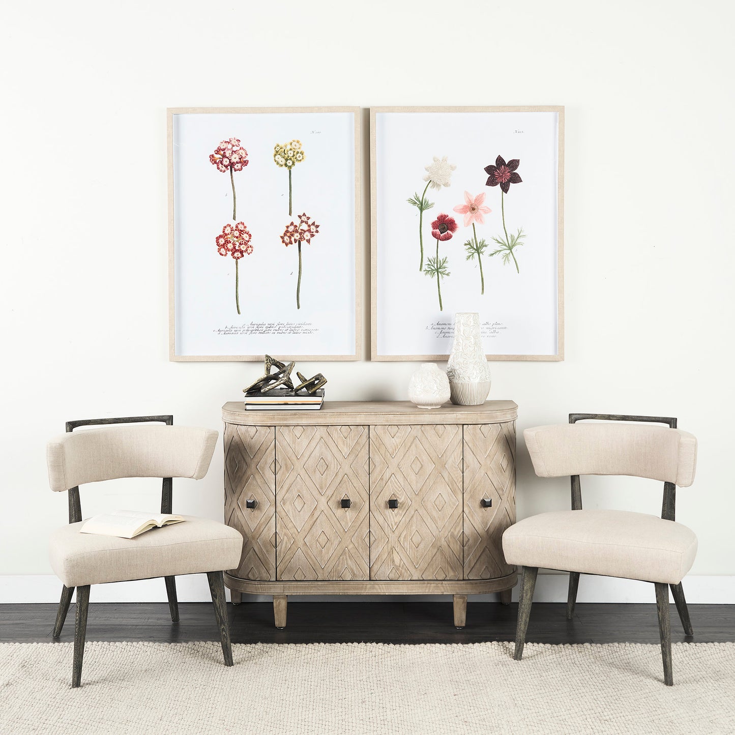 Delaunay I (Large) 10L X9W Gold Hammered Metal Interlinked Patterned