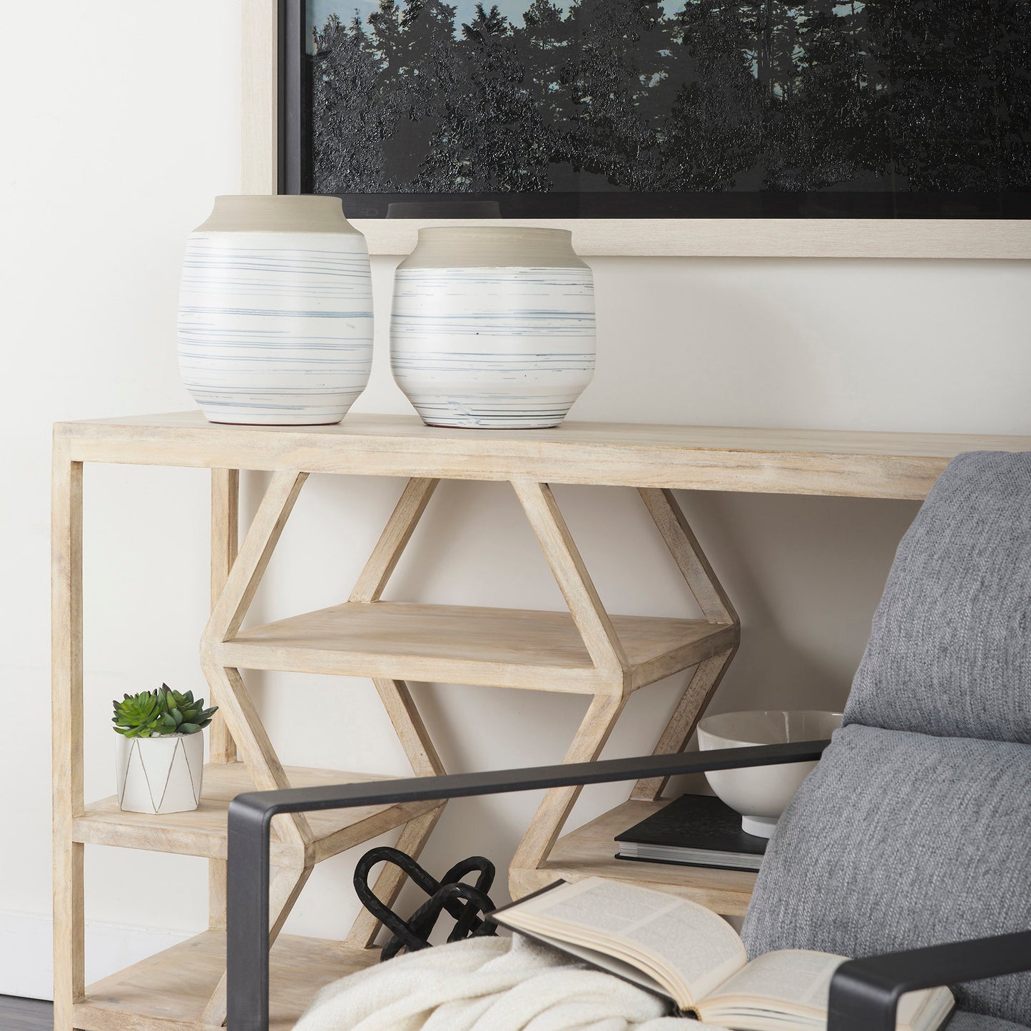 Sonnett Short White/Blue Ceramic Vase