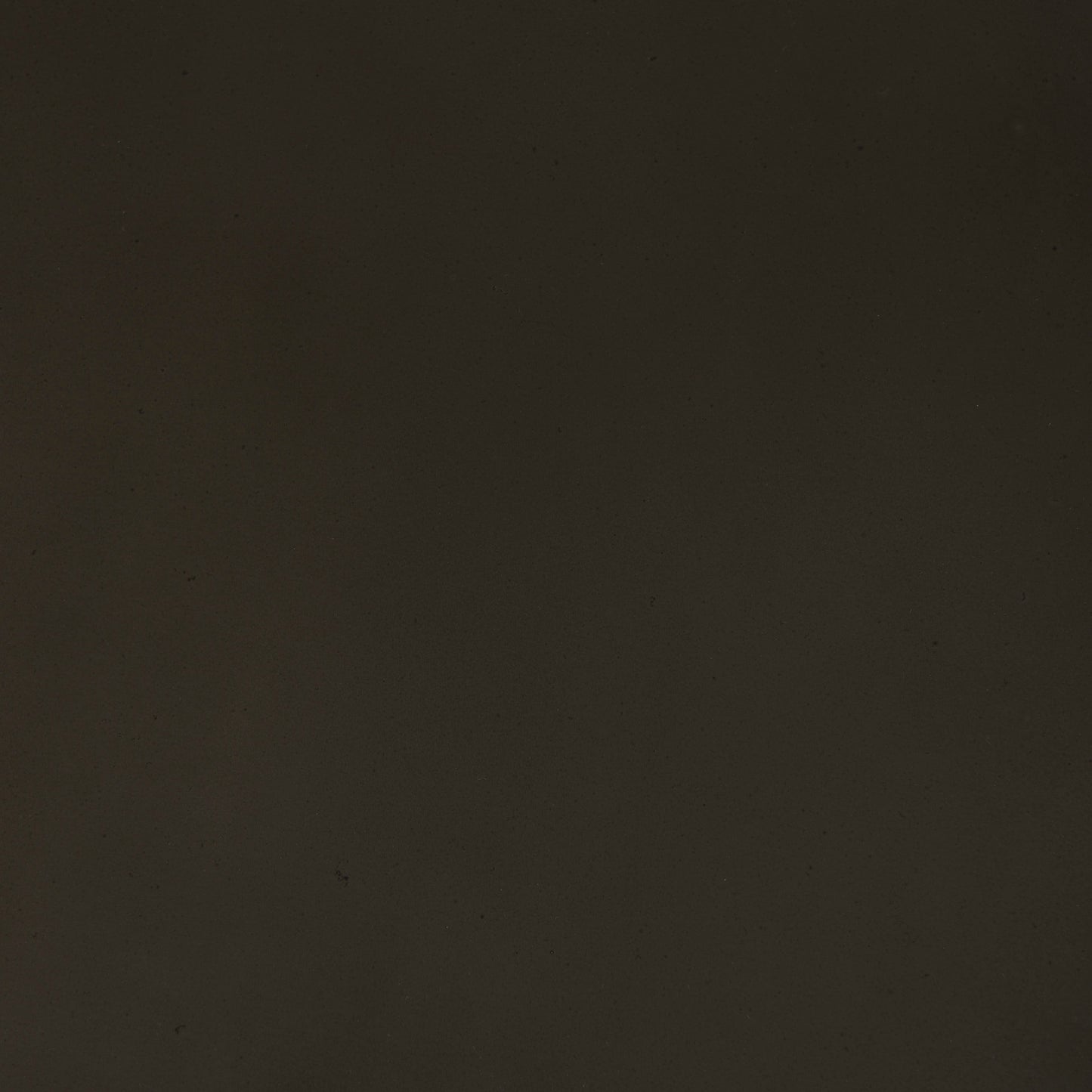 Catriona 17L x 17W x 20H Gold Accent Hourglass Table