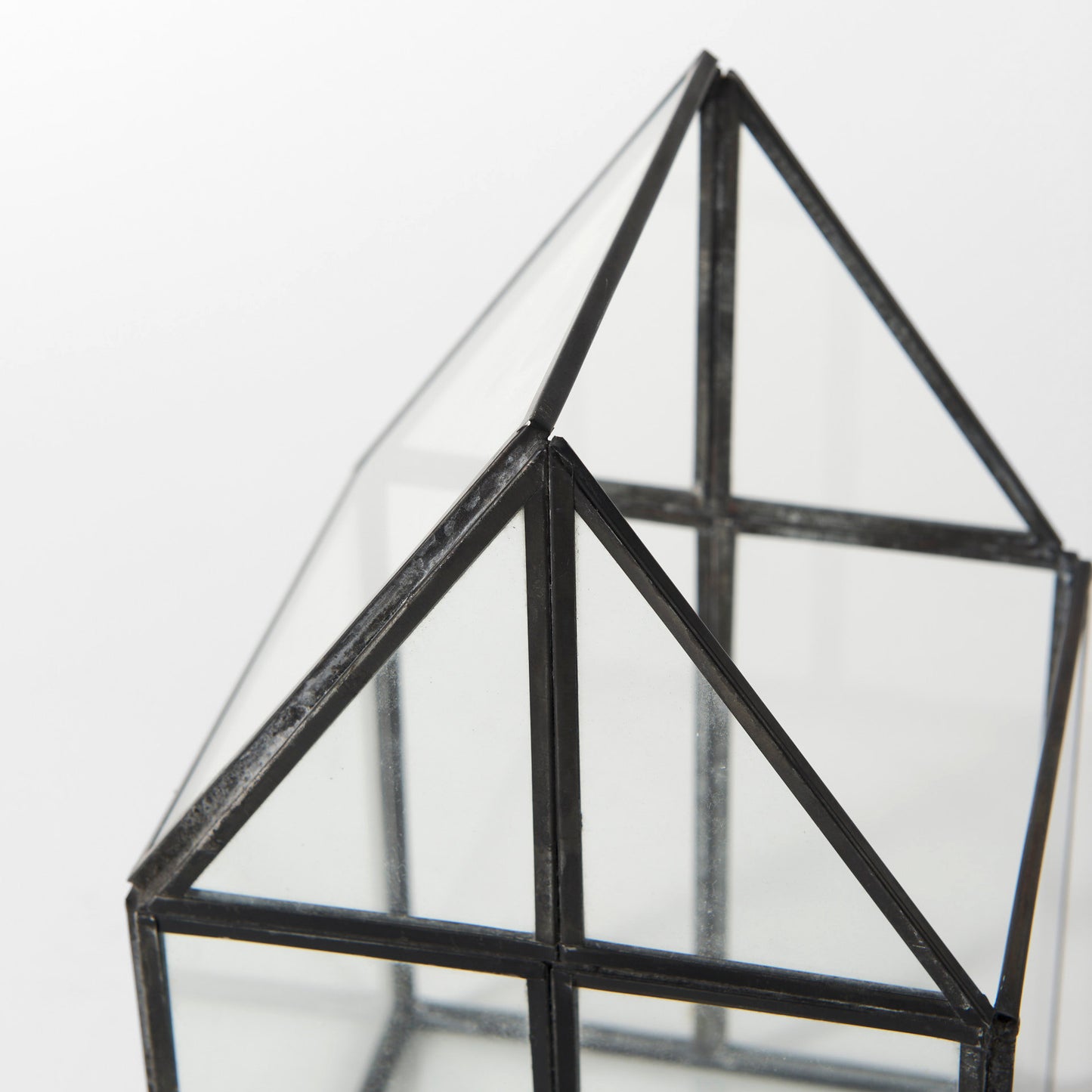 Sikes (Small) 6L x 6W x 10H Glass Terrarium