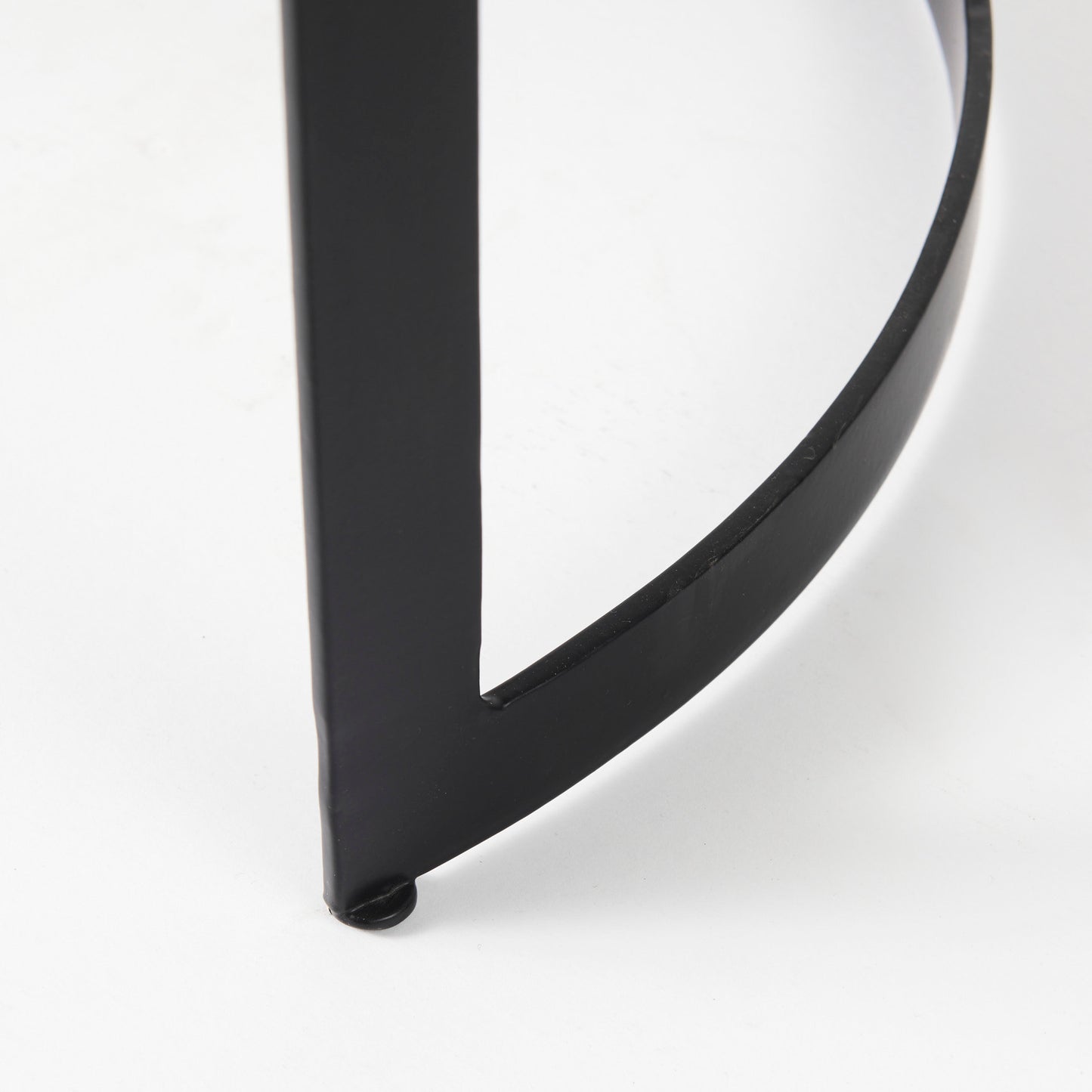 Aisley (Set of 2) 19.3L x 19.3W x 19H Light Brown Wood W/ Black Metal Base Round Nesting Side Tables