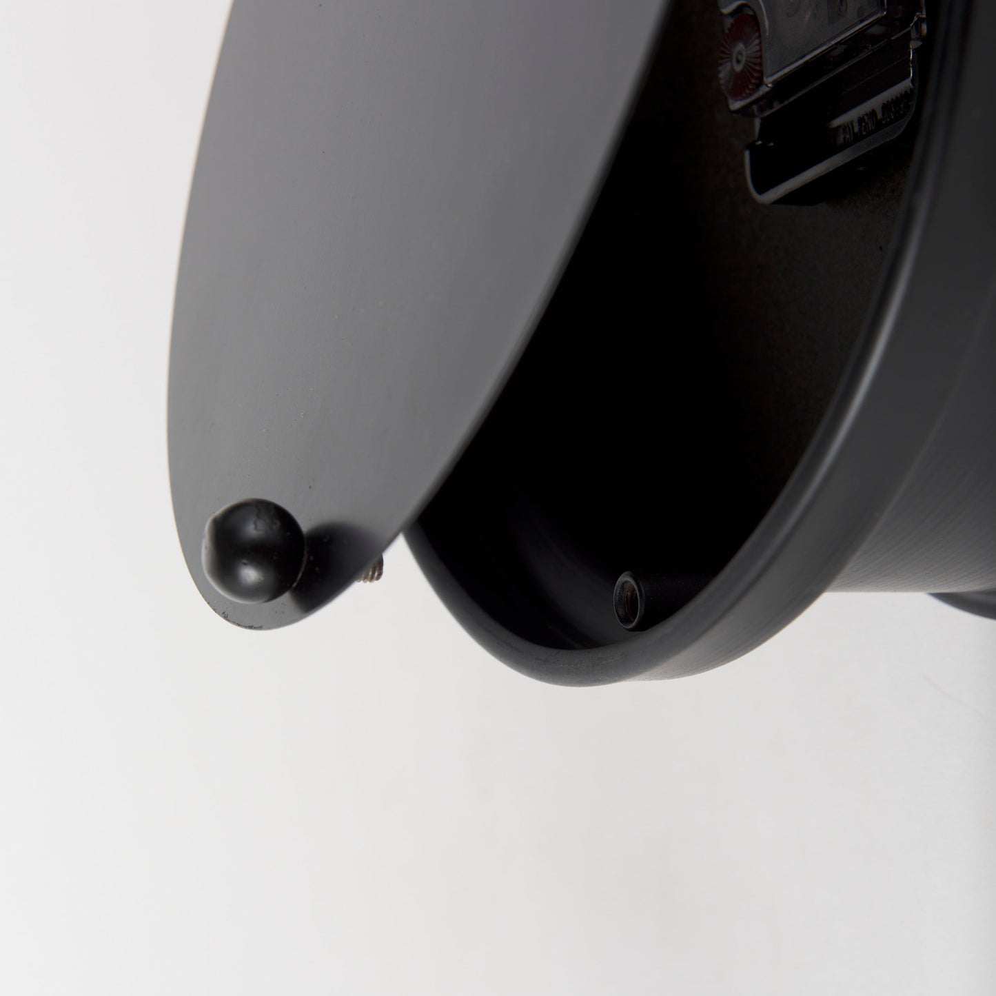 Taxz Metallic Brown Metal Hanging Table Clock