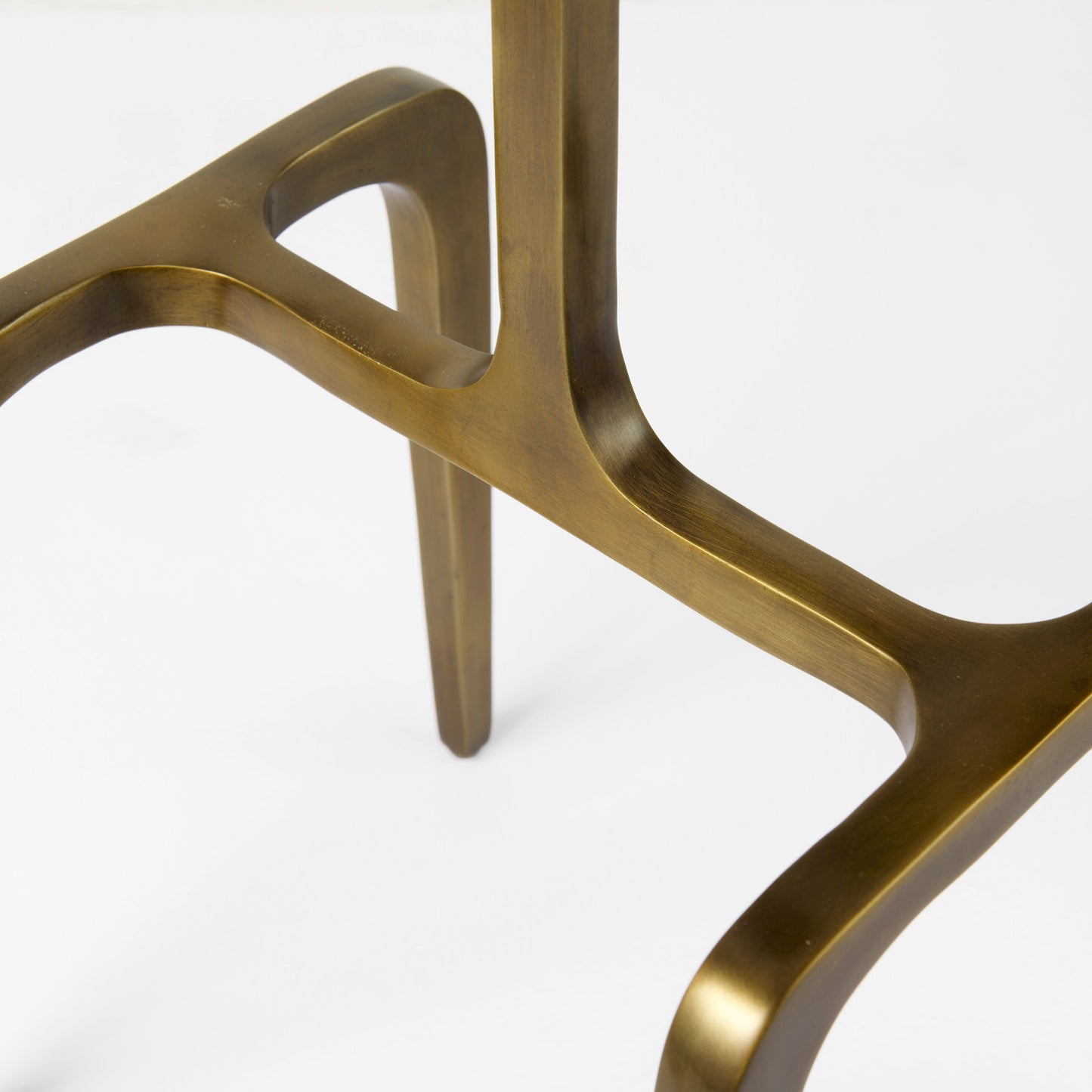 Preston 17.3L x 11.3W x 22.8H White Marble Top W/Gold Metal Accent Table