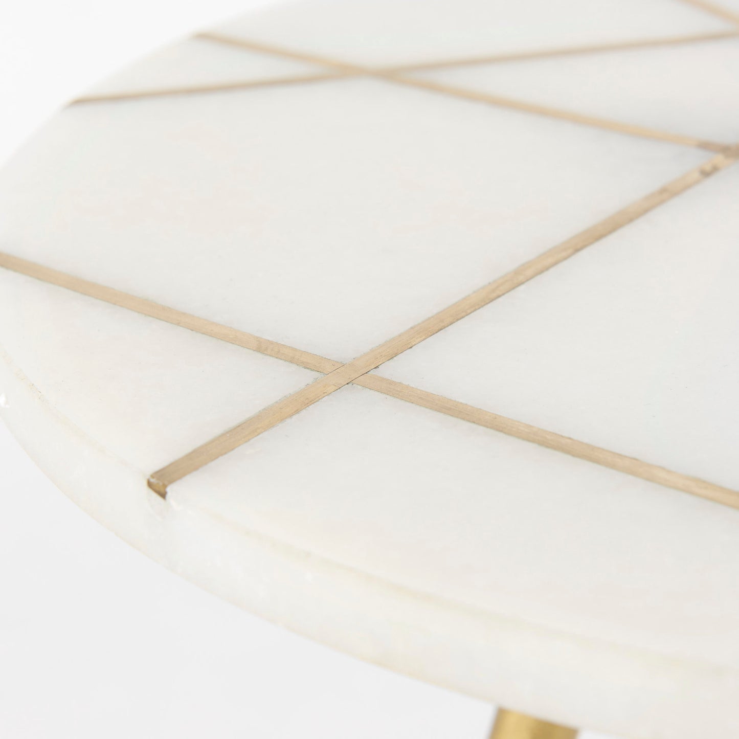 Vivienne 16.0L x 16.0W x 19.0H White Marble W/Antique Gold Metal Round Small Side Table