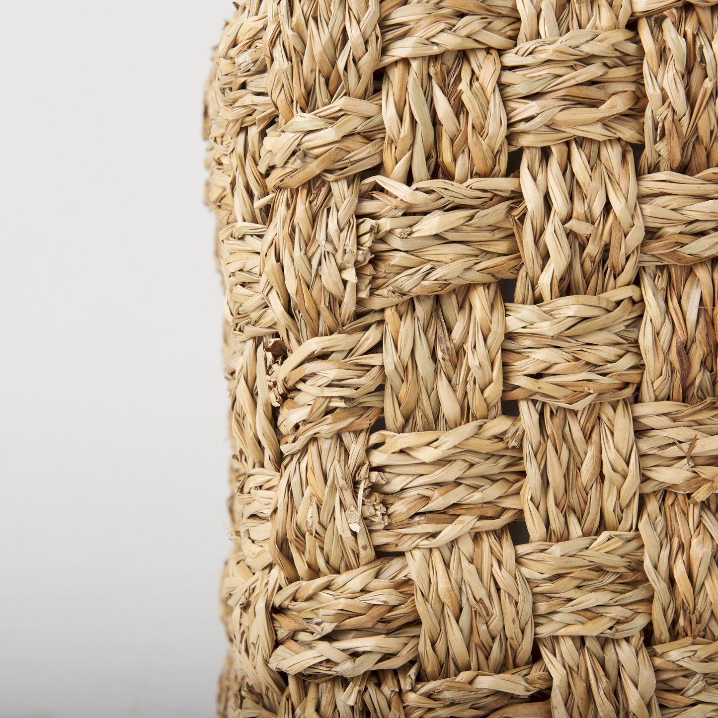 Adele 17.7L x 17.7W x 17.7H Medium Brown Seagrass Woven Square Pouf