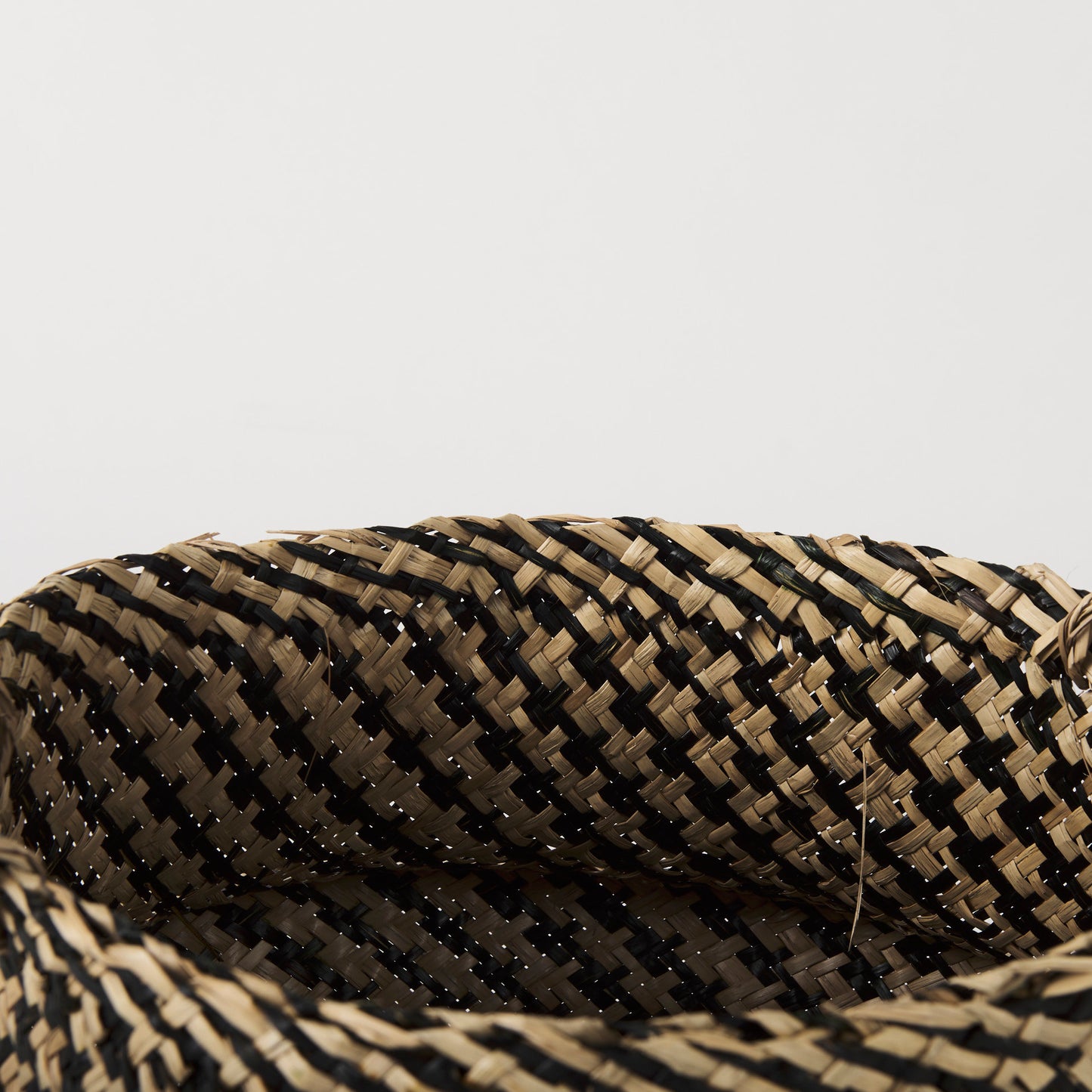 Gaia 17.7L x 17.7W x 20.5H Set of 3 Light and Dark Brown Cross Patterend Belly Seagrass Basket