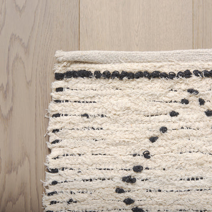 Calvert 8x10 Gray Cotton Hand Woven Diamond Patterned Rug