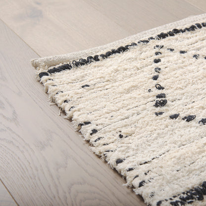 Calvert 8x10 Gray Cotton Hand Woven Diamond Patterned Rug