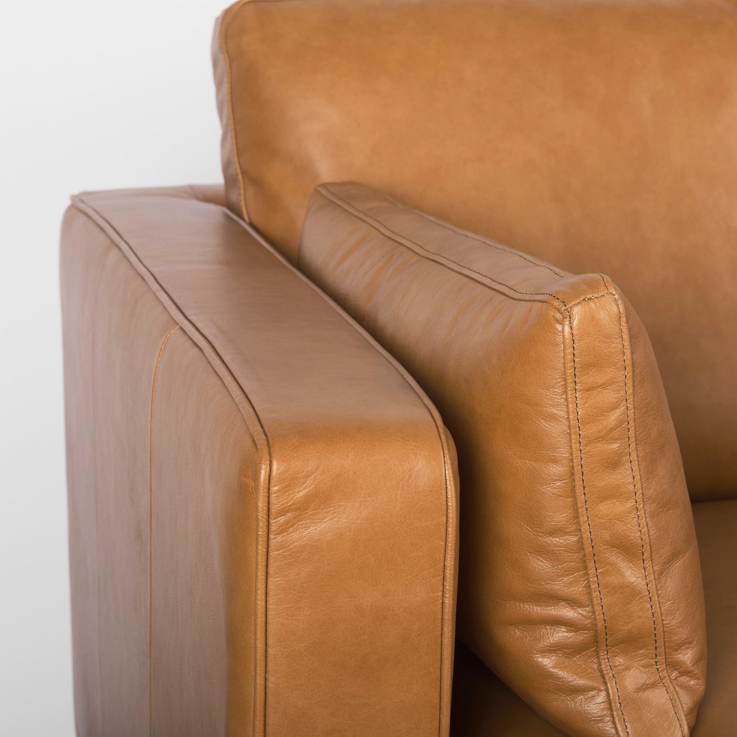 Elton 111.4L x 68.1W x 34.3H Tan Leather Right Chaise Sectional