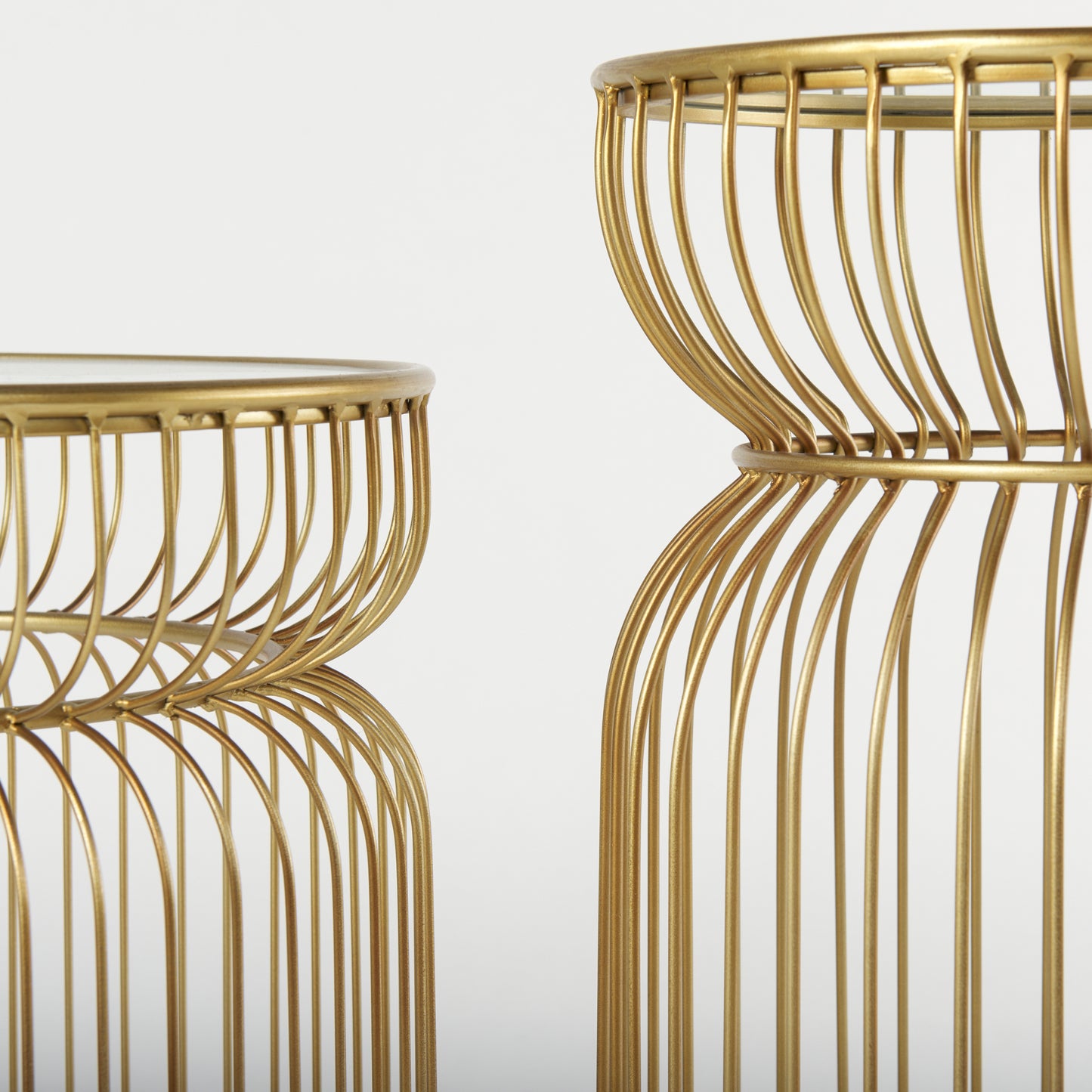 Shani Set of 2 Round, Gold Metal w/ Glass Accent Tables