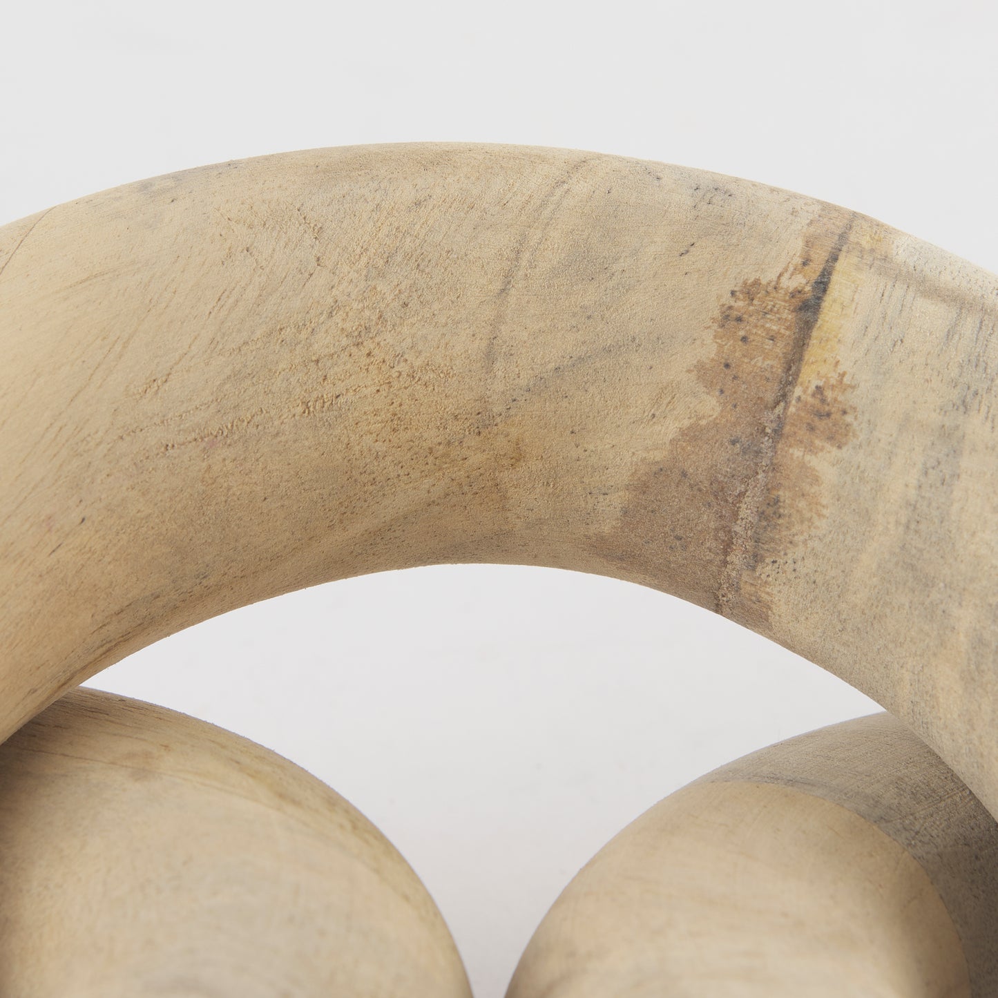 Alize Solid Wood Circular Chain Link Decorative Object