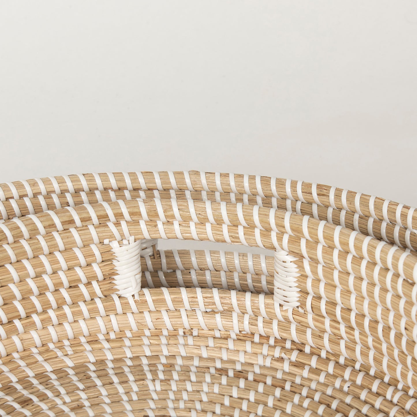 Kalama Set of 2 Large Round Seagrass Trays w/ Handles