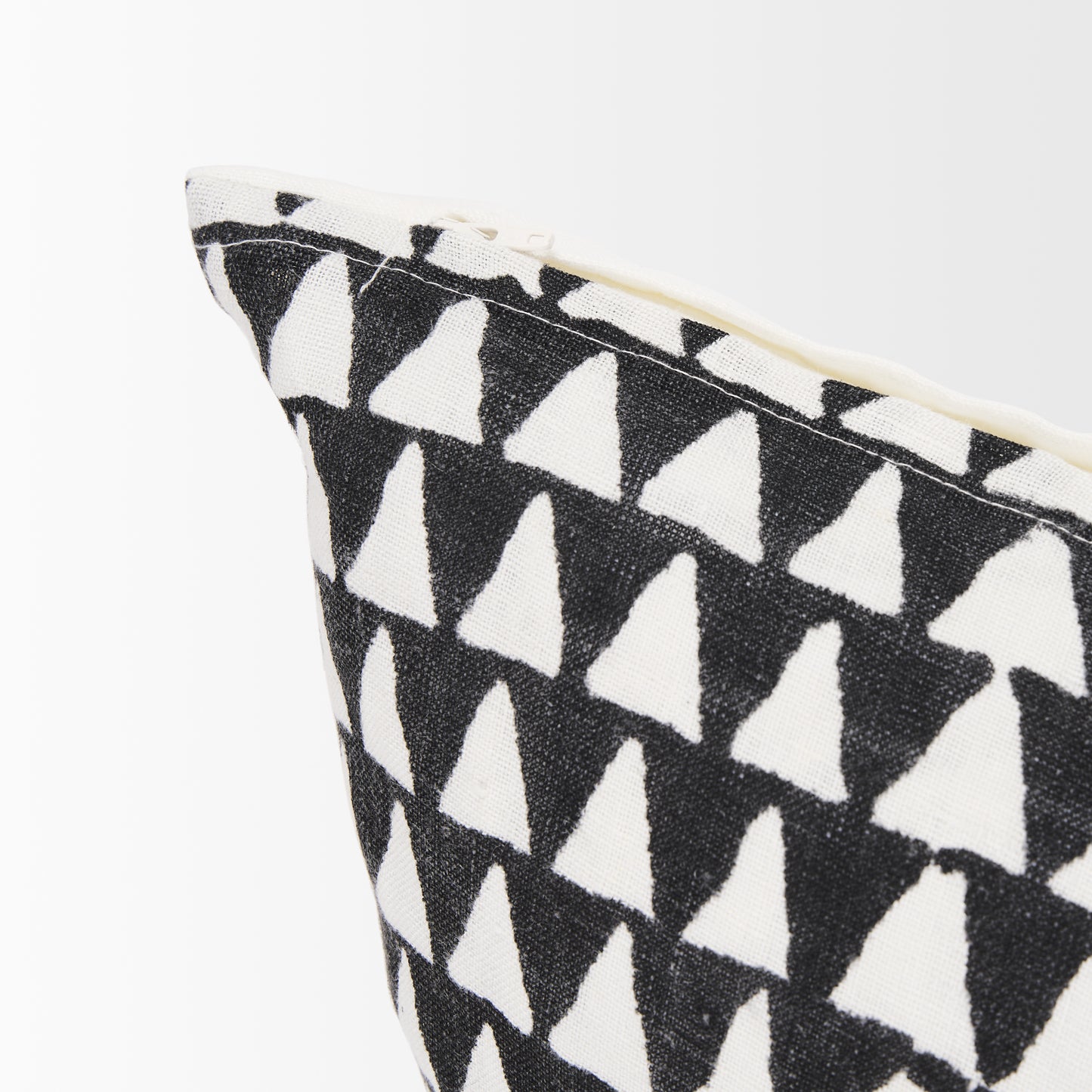 Jolie Cream w/ Black Print Linen Lumbar Decorative Pillow Cover