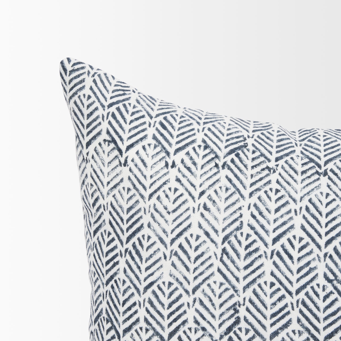 Janelle Cream w/ Indigo Print Linen Lumbar Decorative Pillow Cover