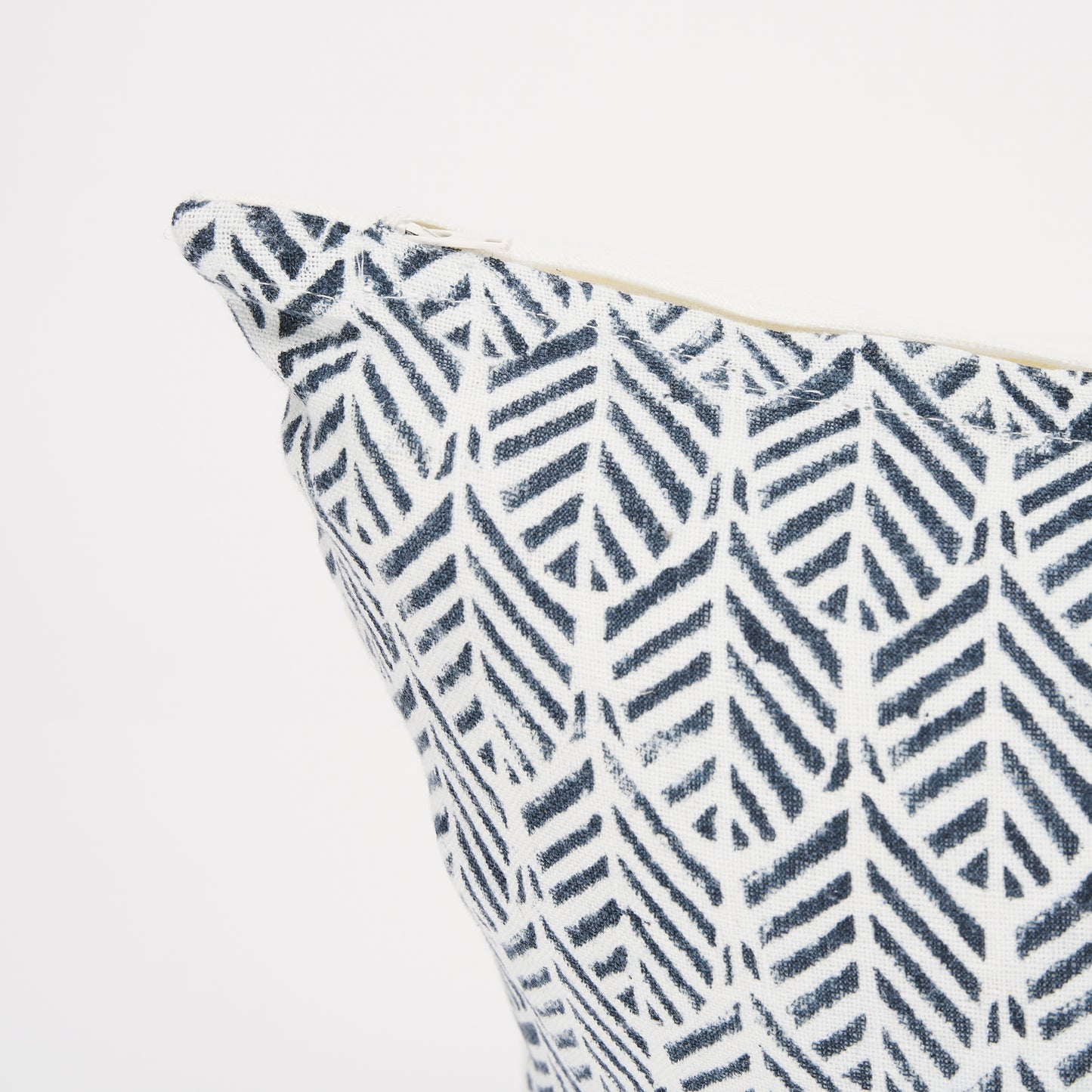 Janelle Cream w/ Indigo Print Linen Lumbar Decorative Pillow Cover