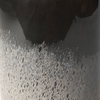 Emu Short Black w/ Gray Vase