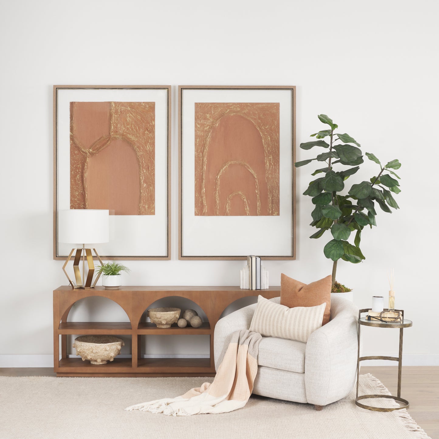 Reimer 15L x 15W Gold Round Glass Top W/Metal Frame Accent Table