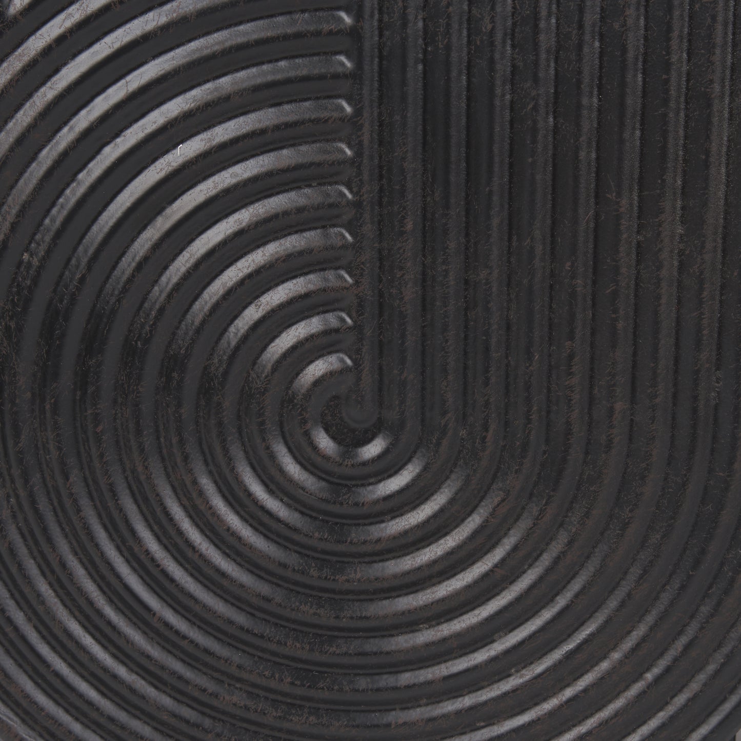 Medina Antiqued Black Metal Planters (Set of 2)