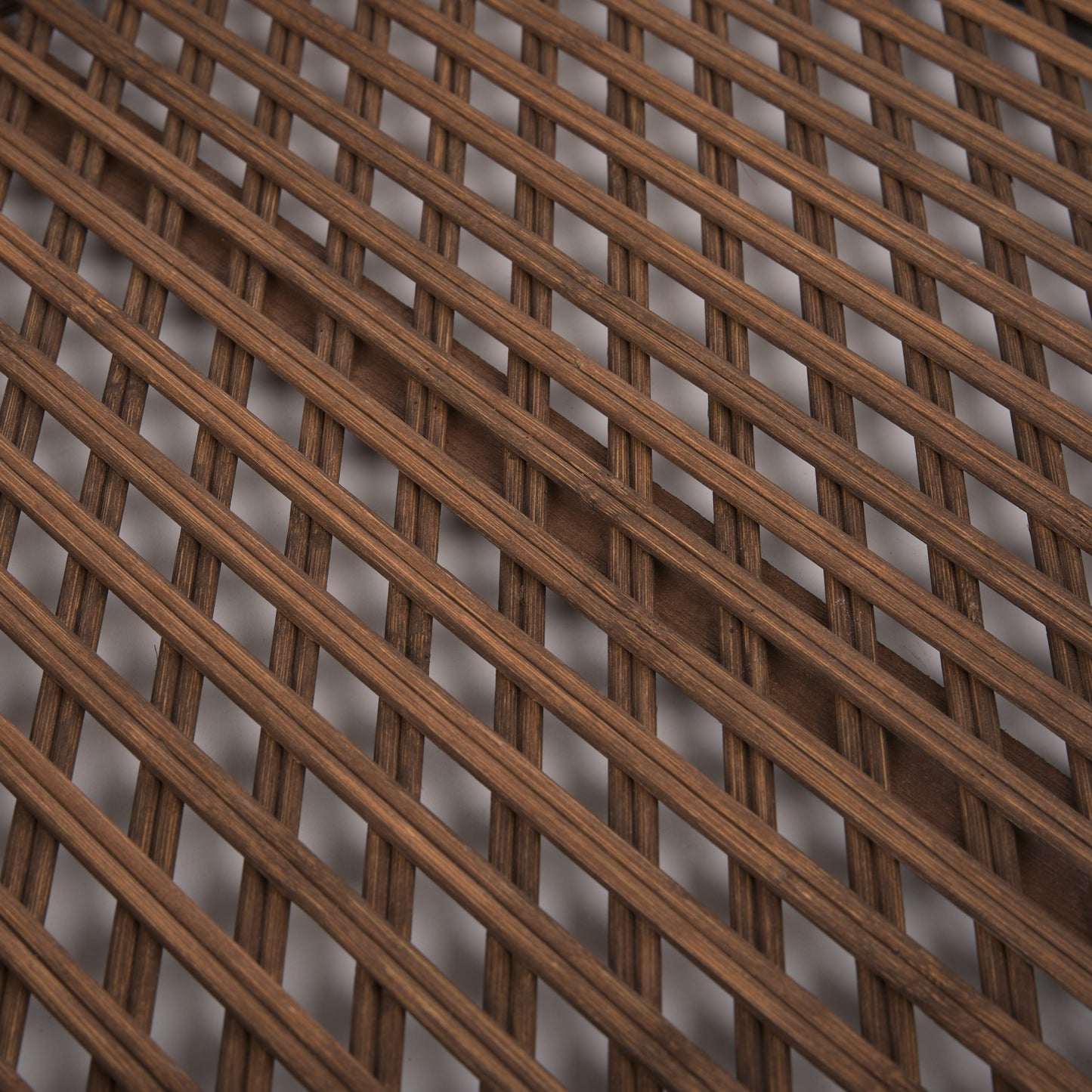 Thala Medium Brown Round Wicker Tray (Set of 2)