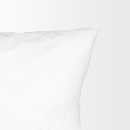22 x 22 Non-Allergen Pillow insert