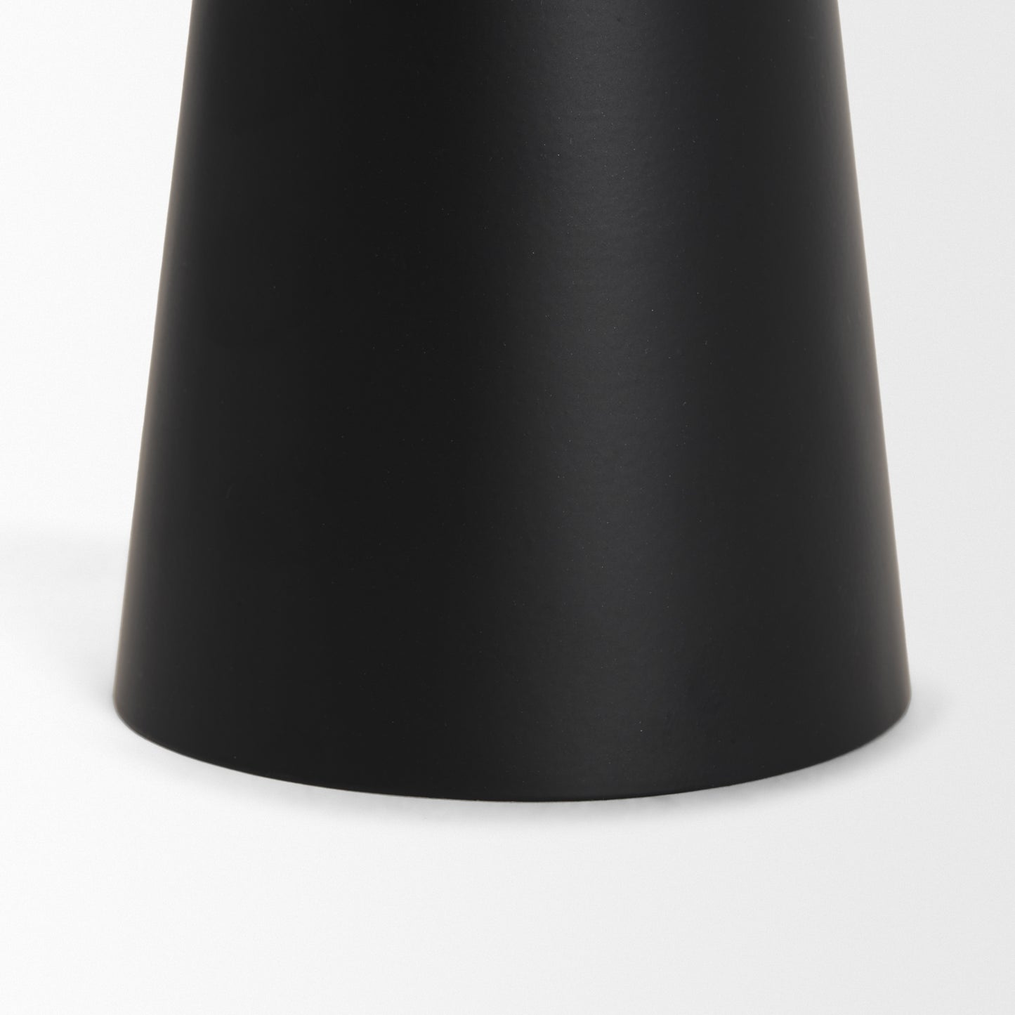 Quadir Short Matte Black Metal Candle Holder