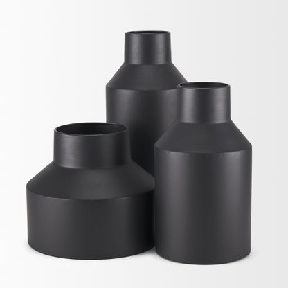 Tosca Small Matte Black Metal Vase