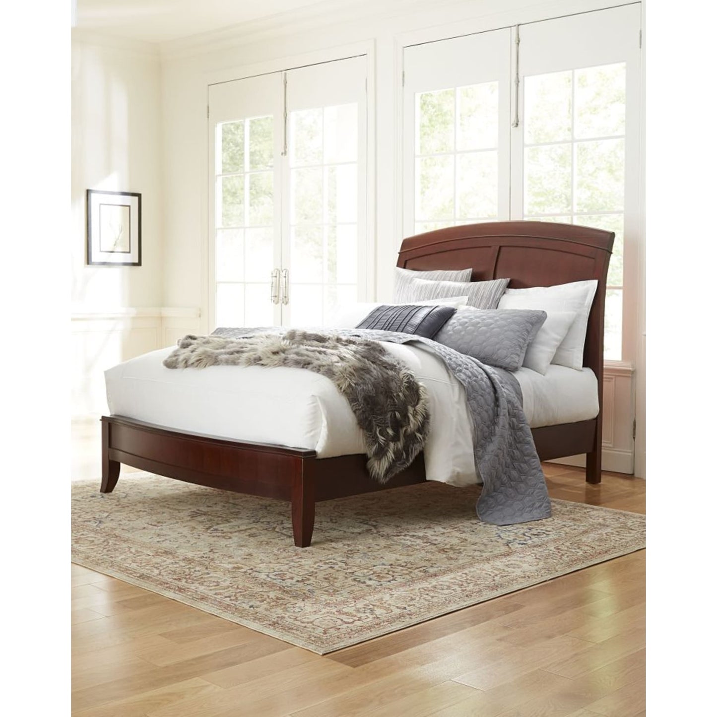 Brighton Wood Sleigh Bed in Cinnamon
