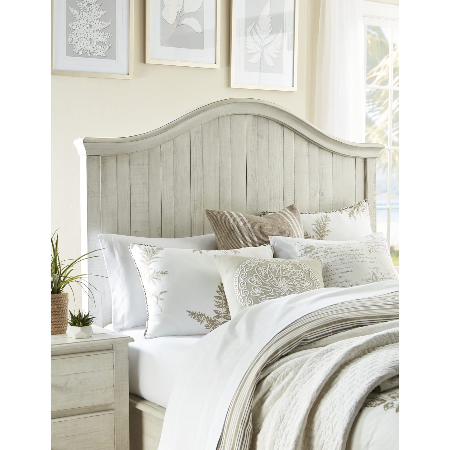 Ella Solid Wood Crown Bed in White Wash