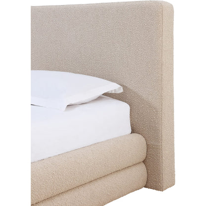 Maya Upholstered Platform Bed in Brun Boucle (2026)