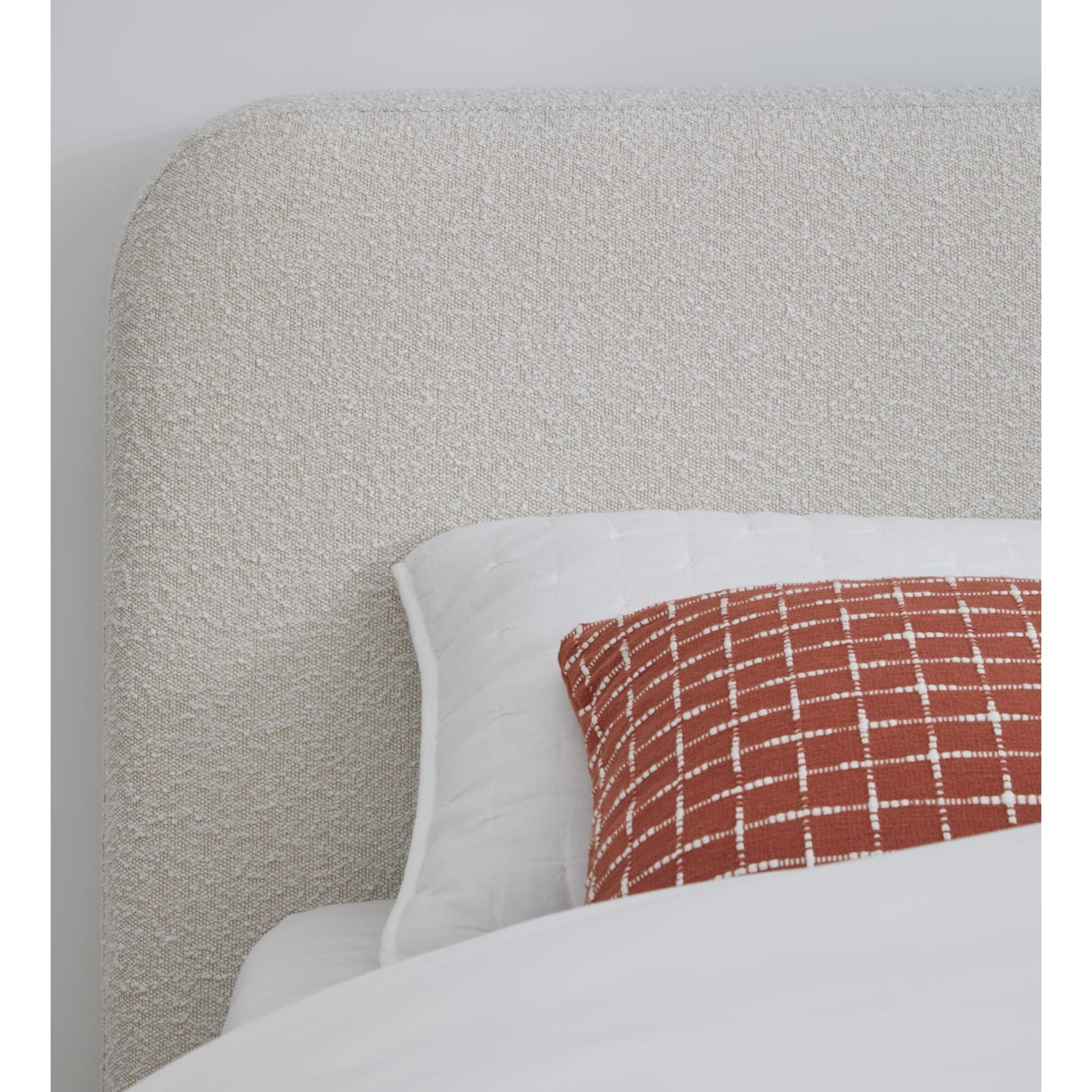 Off-White Upholstered Platform Bed in Ricotta Boucle