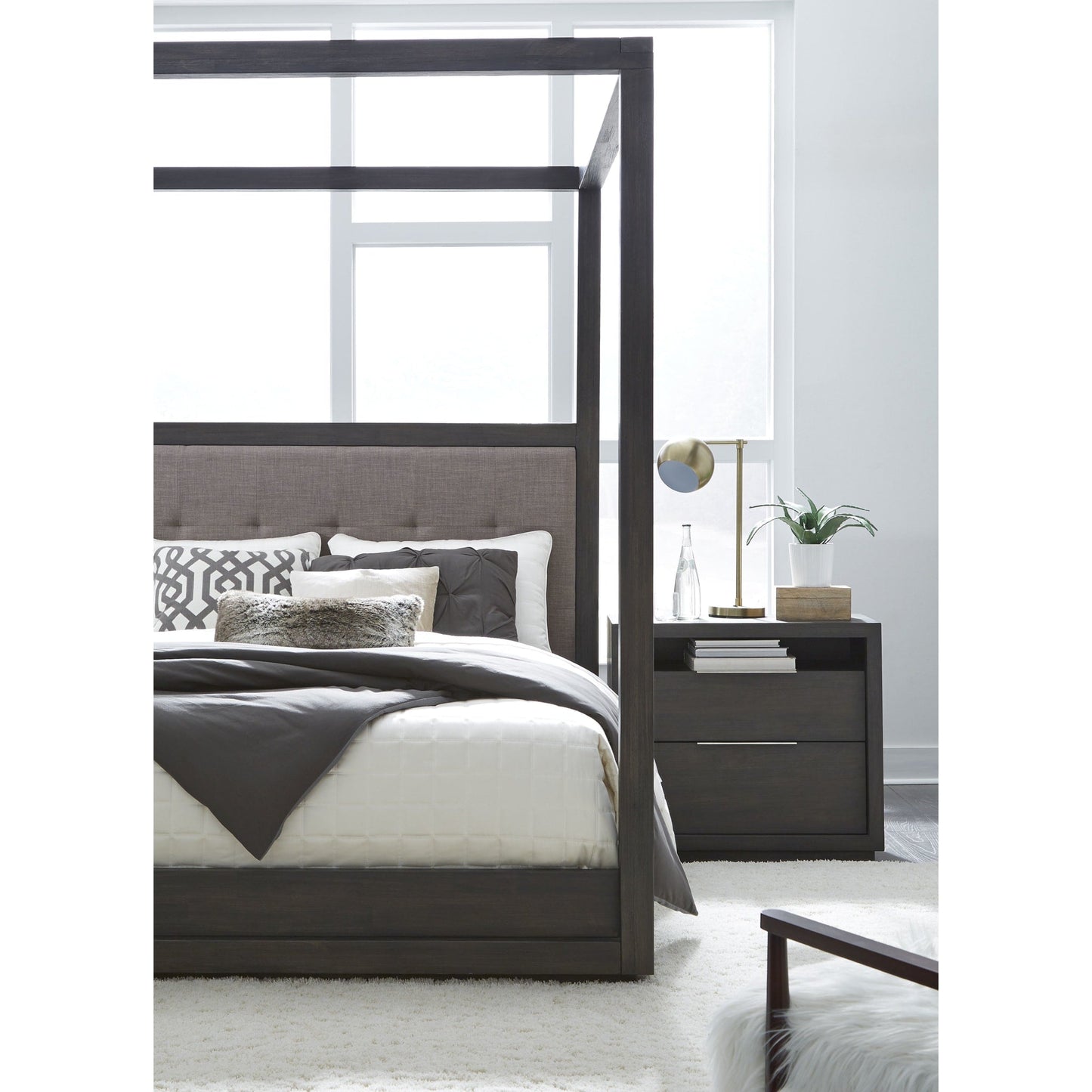 Oxford Upholstered Canopy Bed in Dolphin