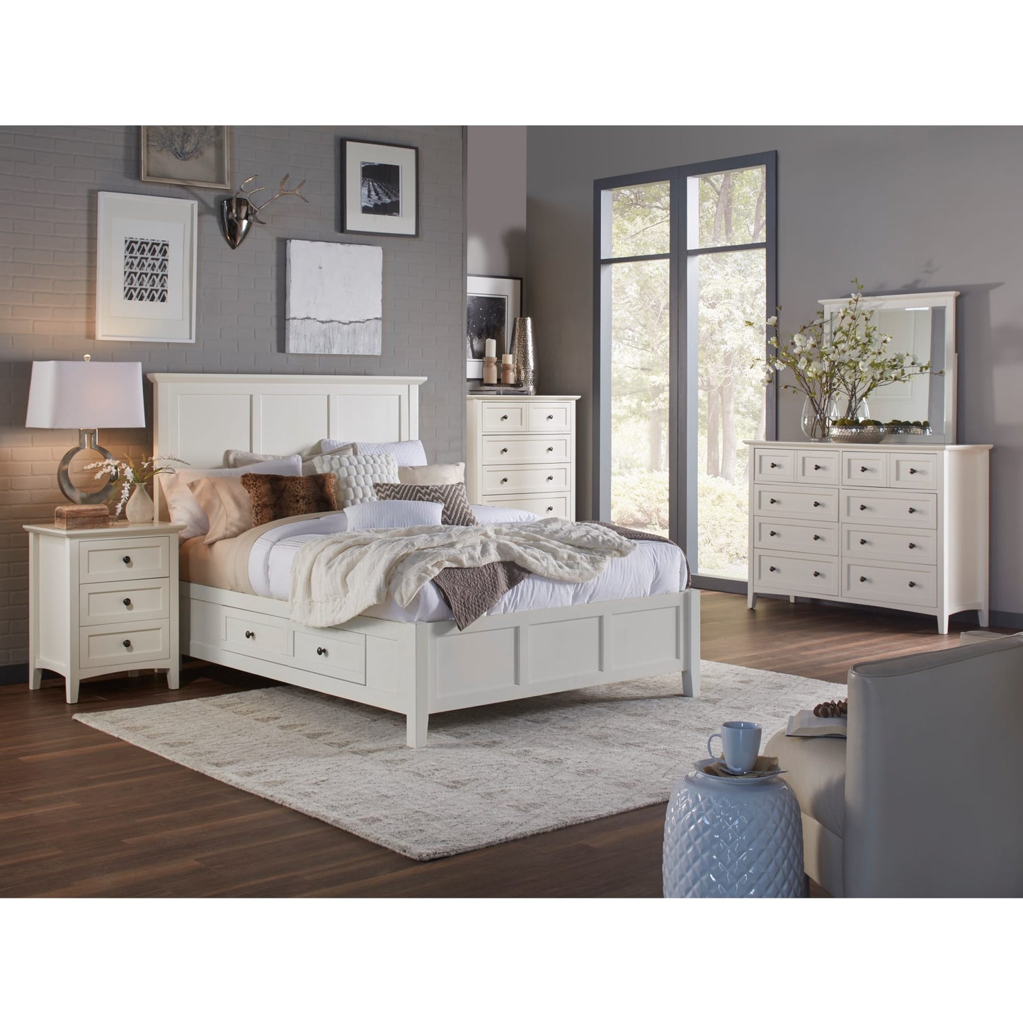 Paragon Four Drawer Wood Storage Bed in White