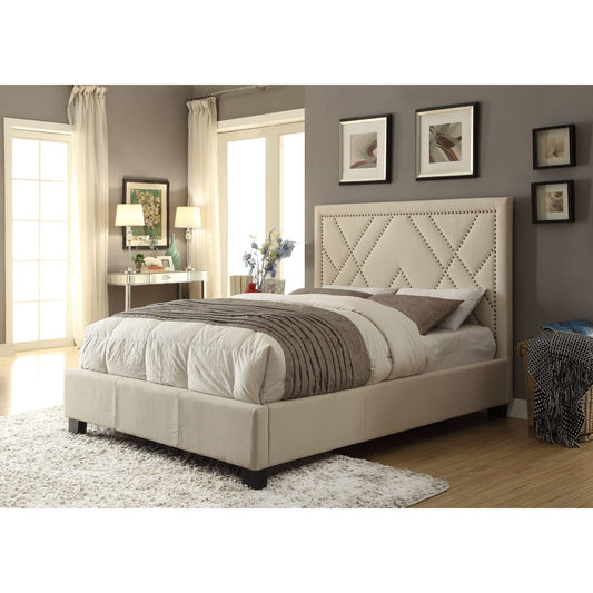 Vienne Nailhead Upholstered Platform Storage Bed in Powder