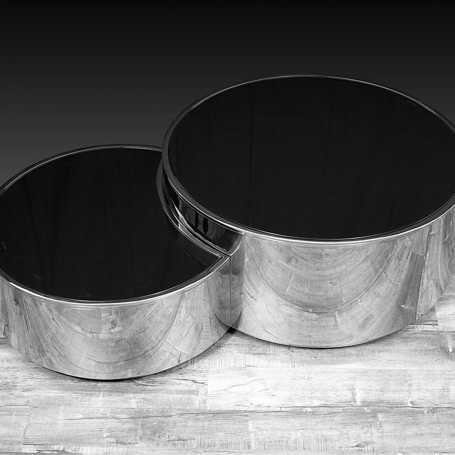 Otello Round Coffee Table with Modern Flair