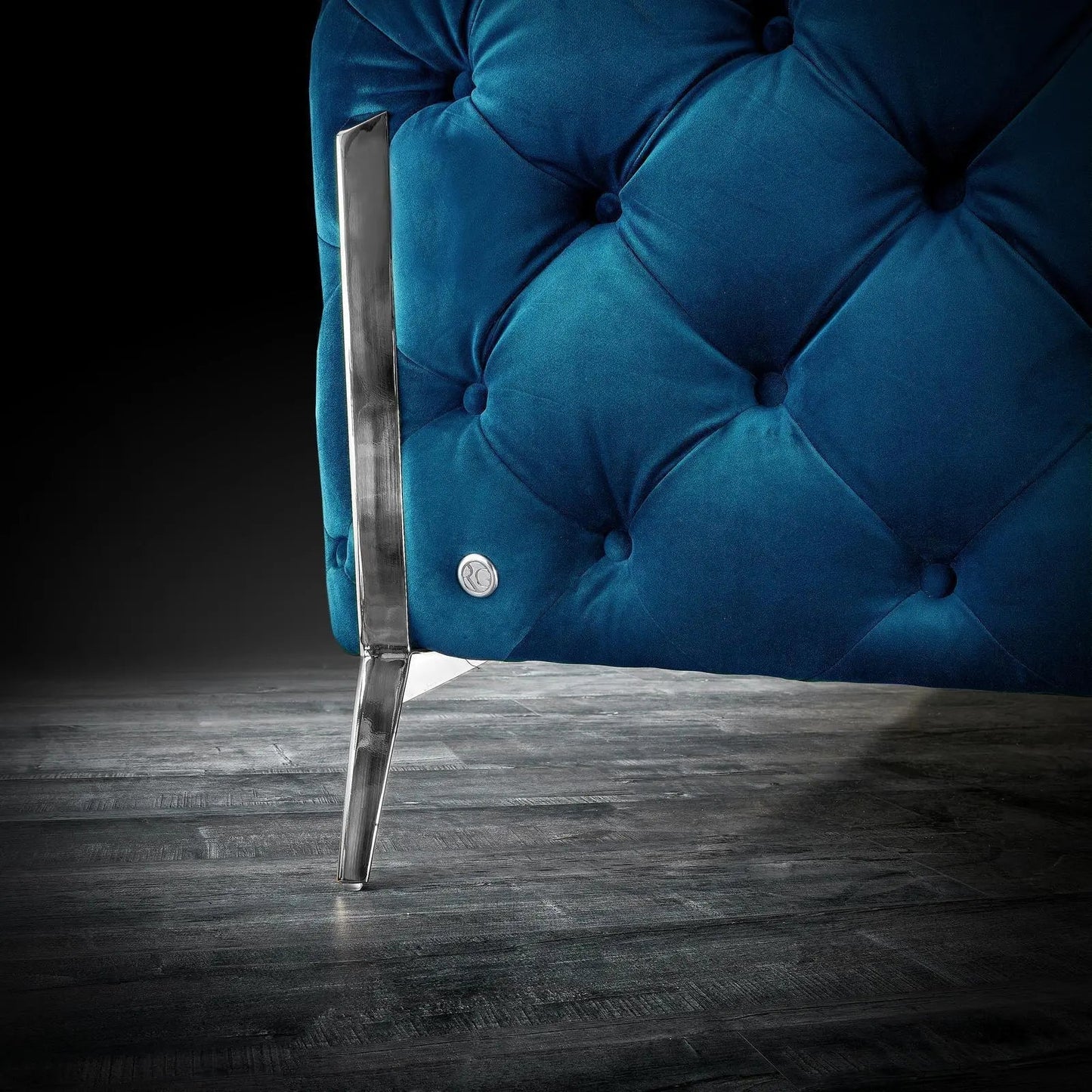 Regina Elegant Sofa Set in Blue