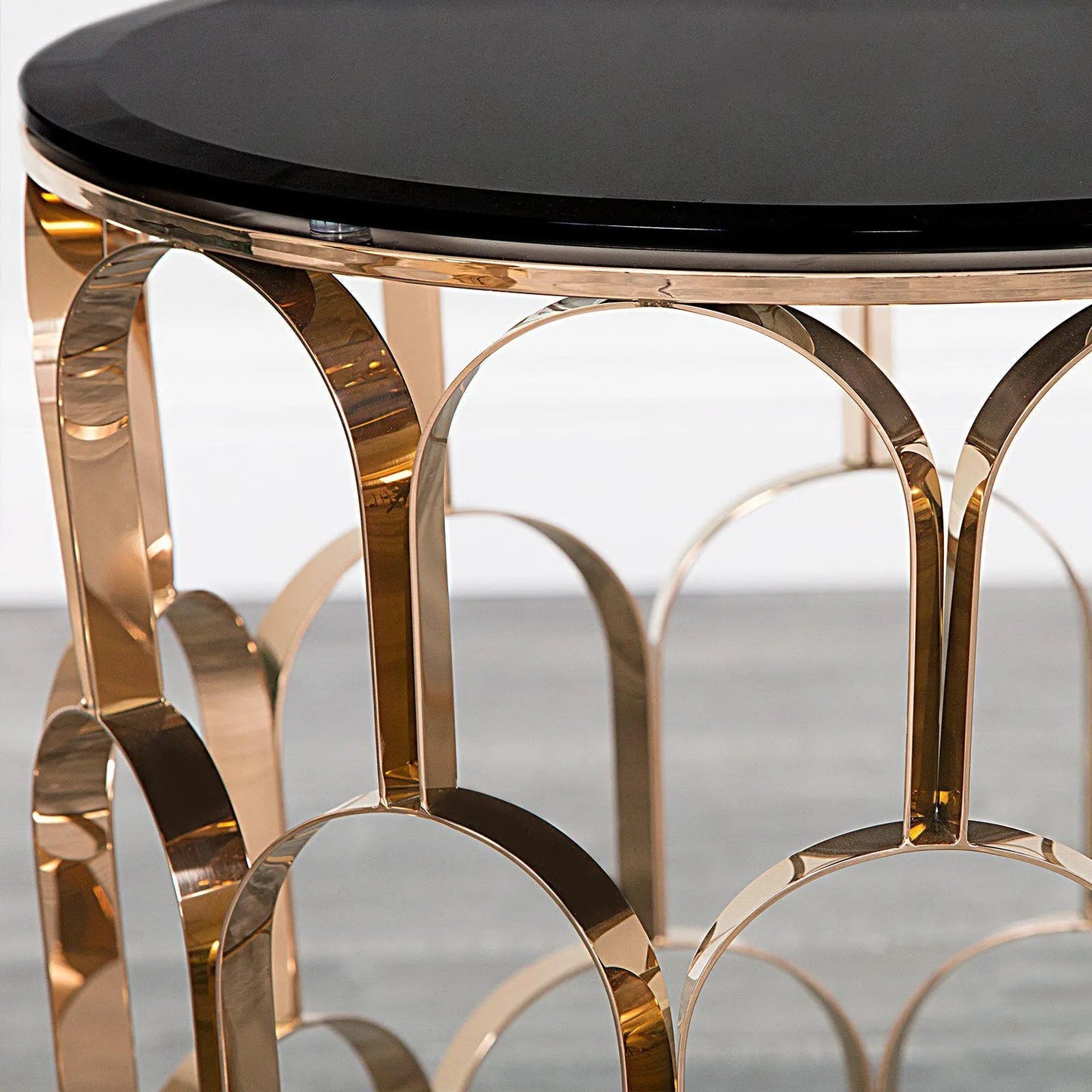 Sequenza Round End Tables | Contemporary Chic